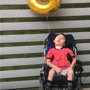 Meet your Posher, Yvette